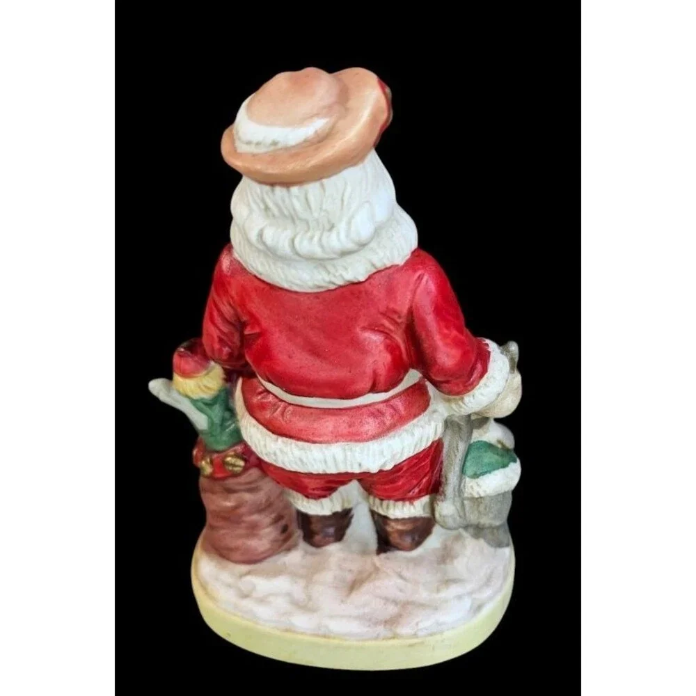 Santa's of the Nations Australia Father Christmas Porcelain Figurine NIB 8917 NO